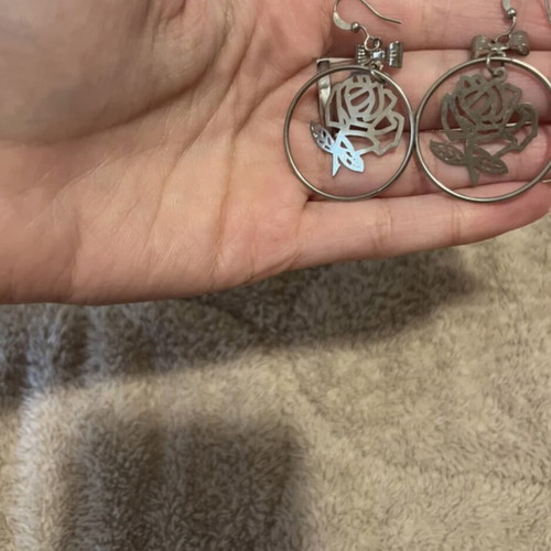 Earrings like new condition