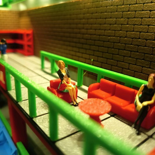 Diorama Han Garage Tokyo Drift like new