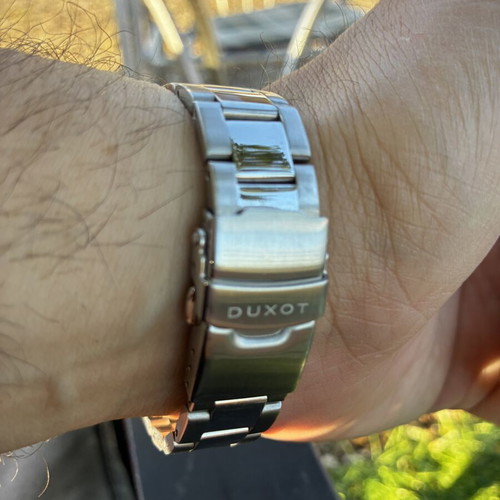Duxot men's watch like new with sapphire crystal and waterproof