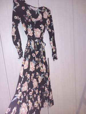 Dresses size S like new, pack of 12 pieces