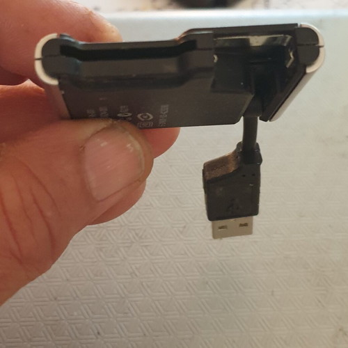 HP USB unit like new, SD card reader