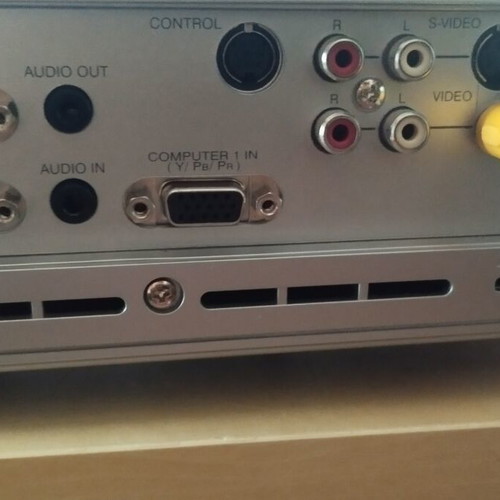 Toshiba Projector TDP-S21 DLP with remote and adjustable stand