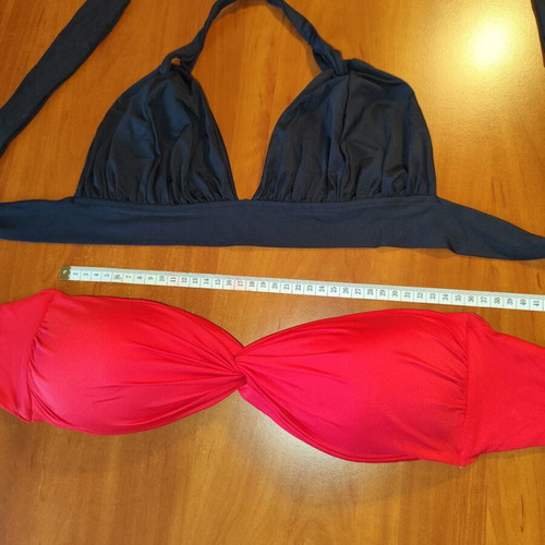 Bikini tops set like new, red bandeau and black halter