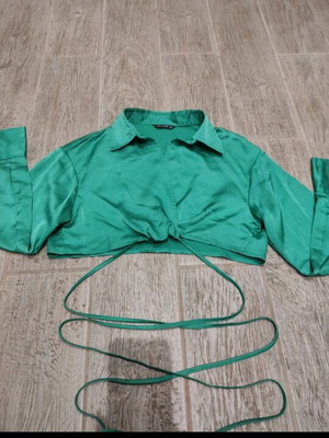 Calliope green crop shirt new, size XS