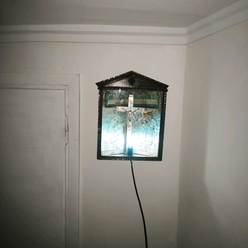 Retro iconostasis used with blue lamp, dimensions 35x25 cm