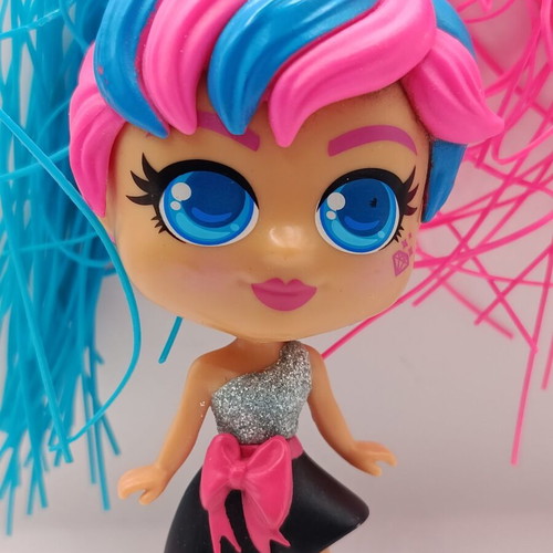 Fashionista Curli Girls Doll Charli the Pop Star doll like new