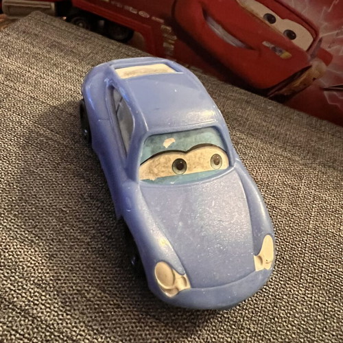 Mattel Disney Pixar Cars Sally 10cm toy car preowned with turning mechanism