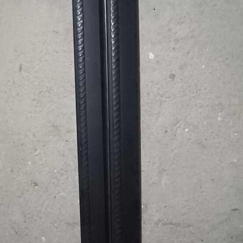 Thule Wing Bar Evo Black Roof Bars 127cm like new