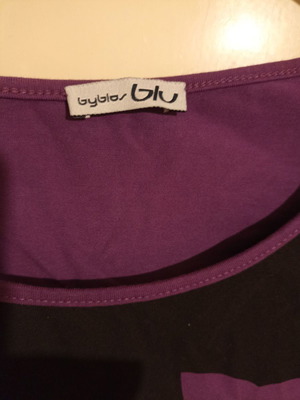 Byblos blouse used, purple with rhinestones and cat design