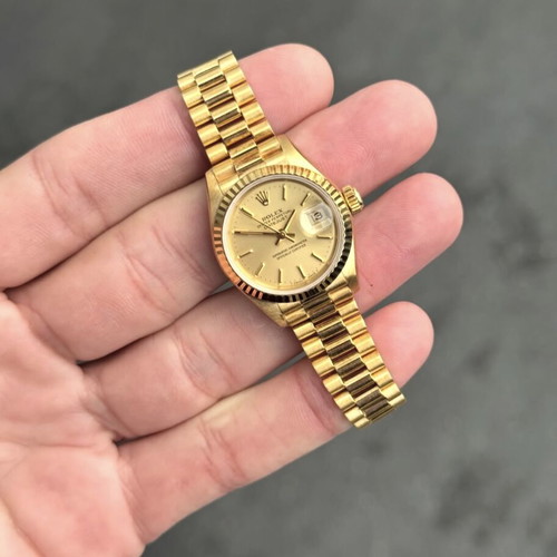 Rolex Datejust ladies 26mm 18k gold like new