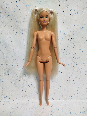 Barbie Extra nude σε πολύ καλή κατάσταση
