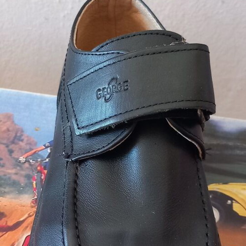 Children's black moccasins size 29 new