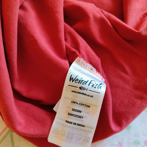 Hey Teacher Artist T-Shirt new, size M, light red
