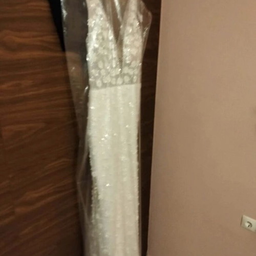 Wedding dress size M, white, like new