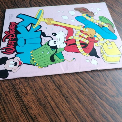 Megalo Miky 235 like new