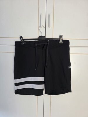 Hurley swim shorts black size 32 like new