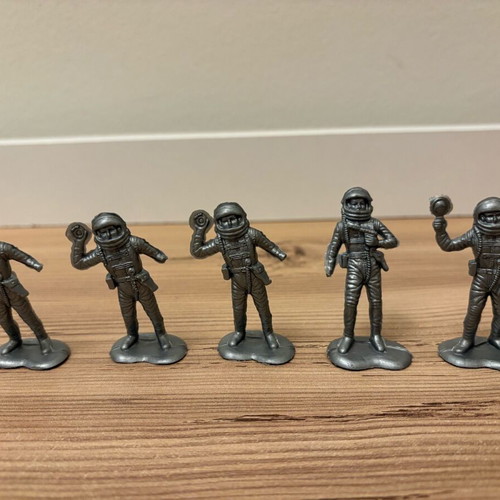 Collectible astronauts used, pack of 12, Solpa vintage