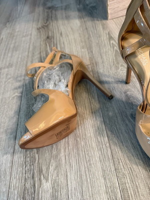 Michael Kors sandals new, size 38.5, beige