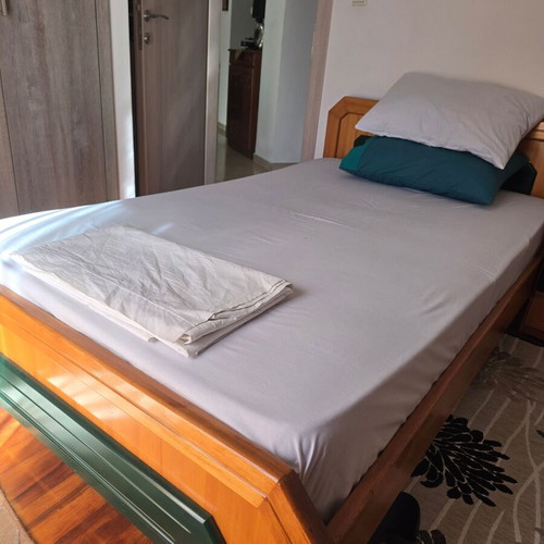 Bed 1.90×1.10 used, very good condition