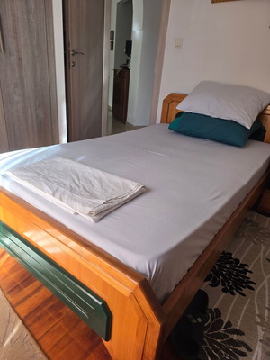 Bed 1.90×1.10 used, very good condition