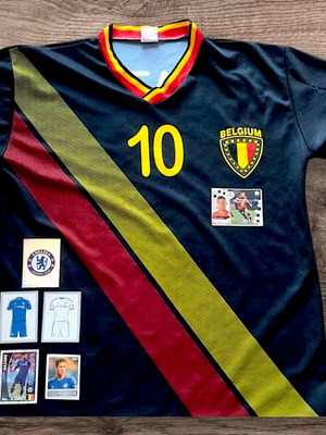 Συλλεκτική φανέλα World Cup 2014 Βέλγιο Eden Hazard #10 σαν καινούργιο με κάρτες