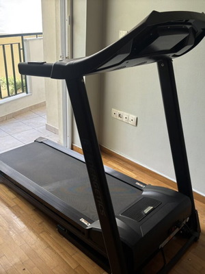 Power Run 4.9 Treadmill Energetics like new