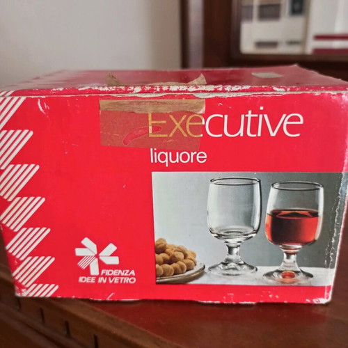 Executive liqueur glasses set of 5, like new, Idee in Vetro