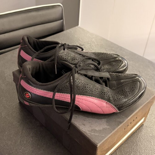 Puma athletic shoes size 40, black and pink
