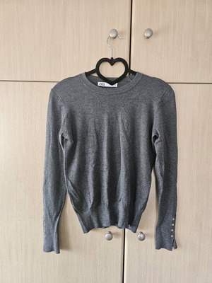 Zara pullover size medium like new with gold buttons on sleeves gray