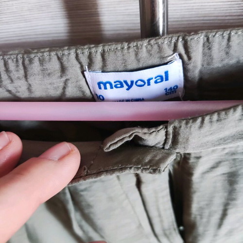 Mayoral silk-like green pants like new