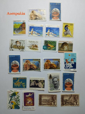 Australia 22 stamps collection with some mint from 1958 onwards