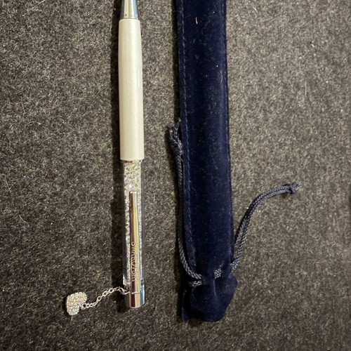 Swarovski Crystalline Pen White with Heart Charm and Velvet Case