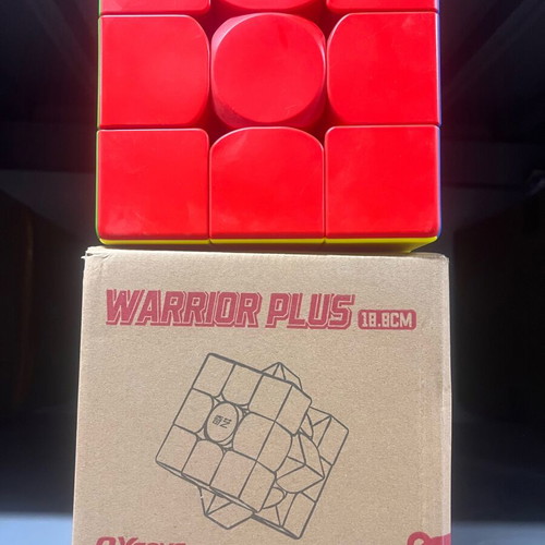 QiYi Warrior Plus Rubik's Cube 3x3 new, stickerless 18.8 cm