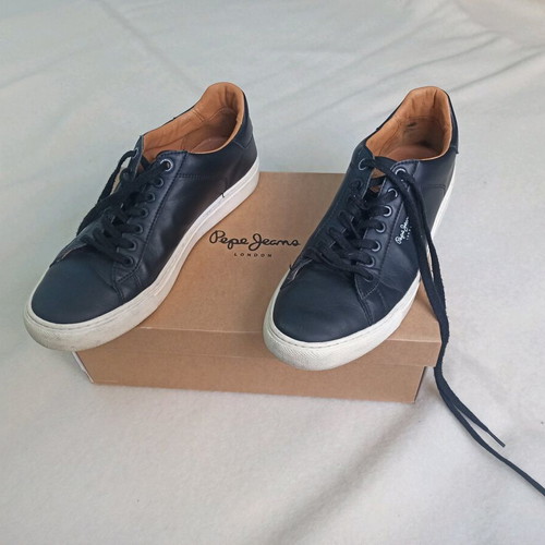 Pepe Jeans sneakers black like new, size 45