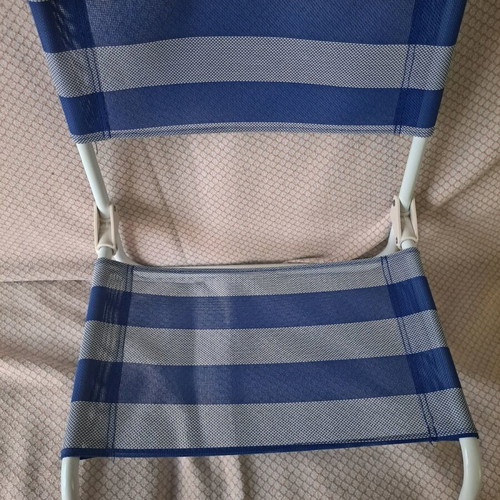 Beach chair like new, foldable