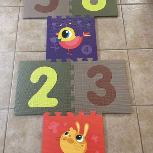 Puzzle Floor Game Koutso used, activity toy