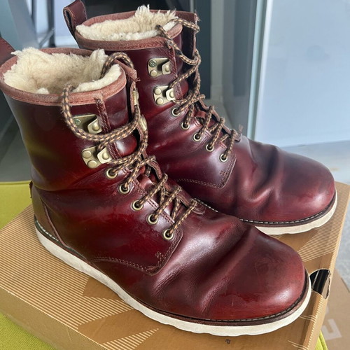 UGG Hannen boots used size 42 brown