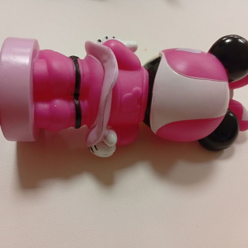 Minnie Mouse water squirting toy used