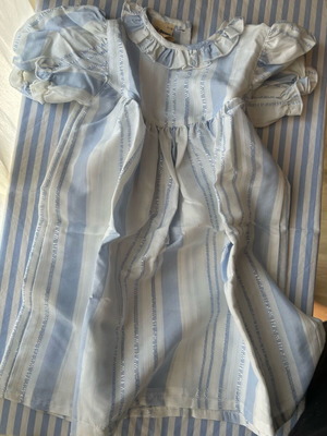 Girl's dress for 1 year old like new, made in France