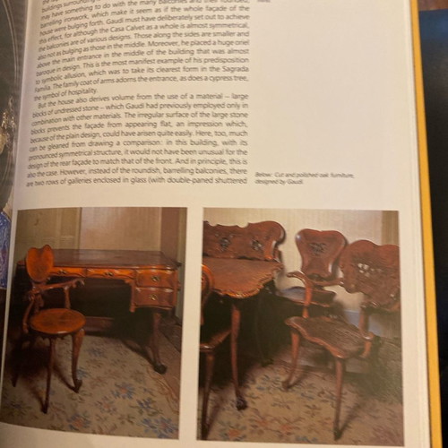 Gaudi book like new, English