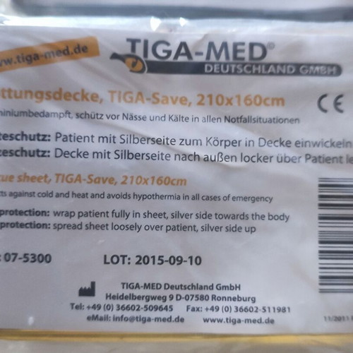 Emergency foil blankets new, pack of 85 pieces