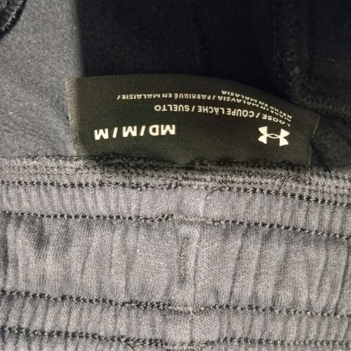 Under Armour σορτς μέγεθος M μαύρο σαν καινούργιο