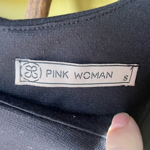 Pink Woman sleeveless winter dress black like new, size S