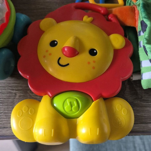 Baby toys like new for 0-9 months
