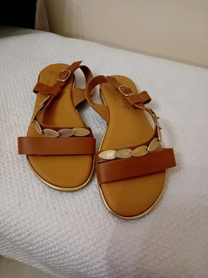 Women's sandals like new, size 39