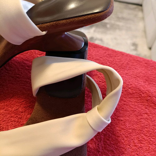 Women's sandals new in beige and brown shades