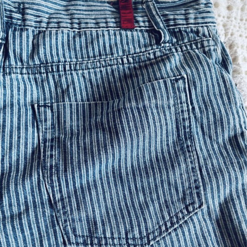 Salt and Pepper denim shorts medium, like new, blue and white