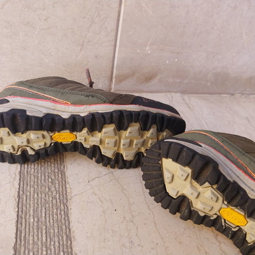 Millet hiking shoes size 37.5 used, beige and brown