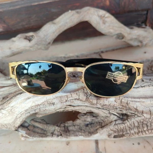 Vintage 90s sunglasses, Italy design, UV100 protection