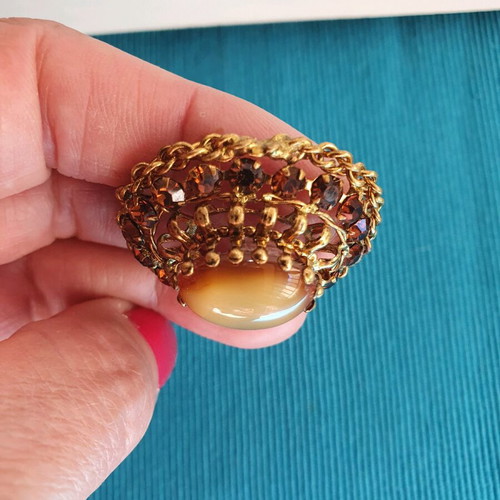 Vintage brooch used, gold color with crystals and cabochon